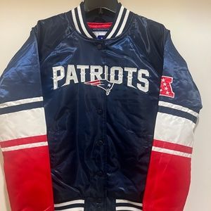 New England Patriots Women Starter Satin Jacket - Victory Polyfill Jacket - NFL
